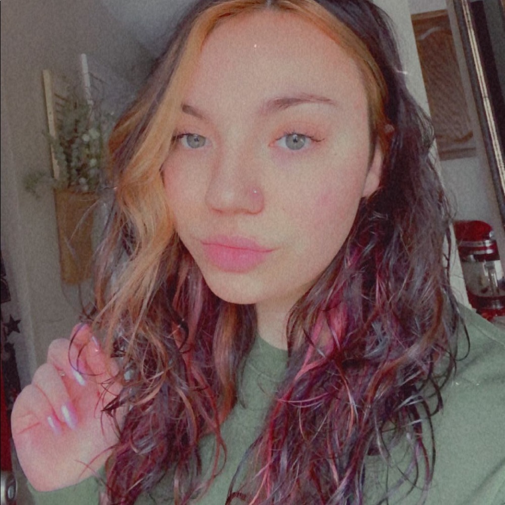 Meet your Posher, Lauren